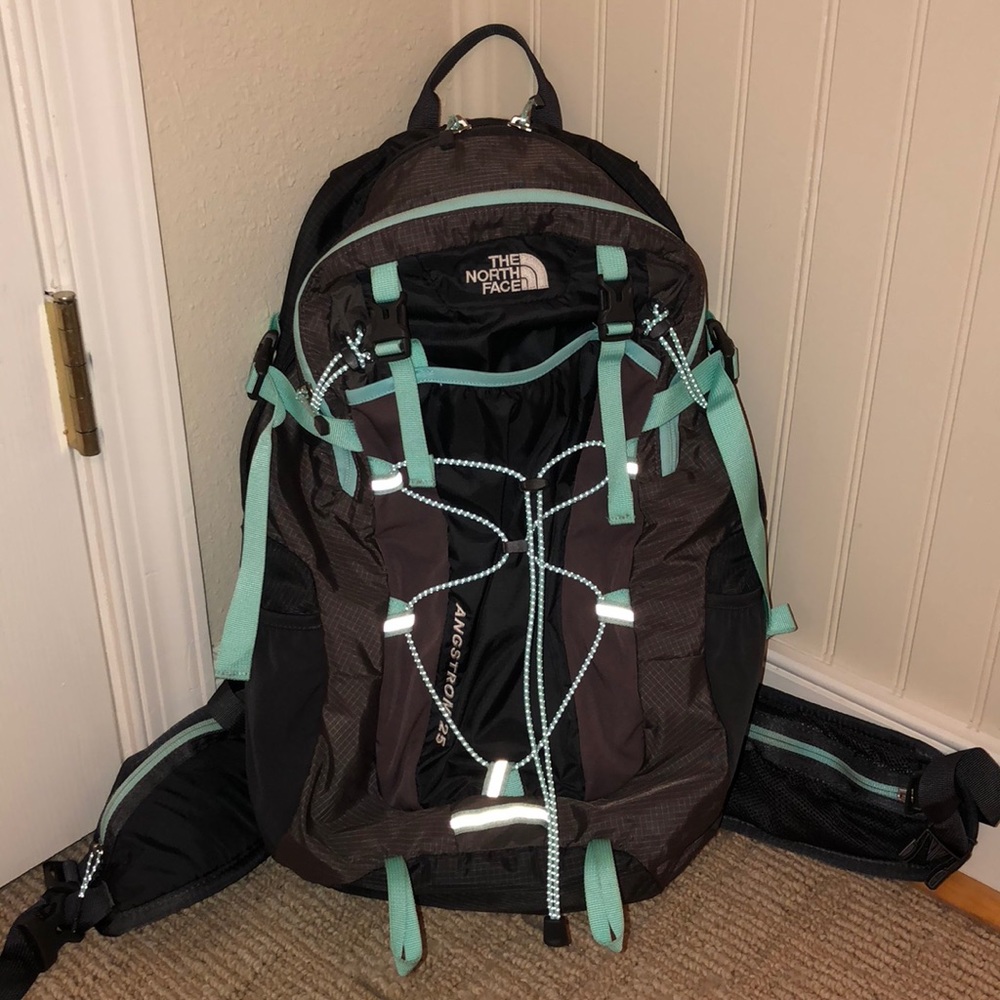 The North Face Angstrom 25 Daypack